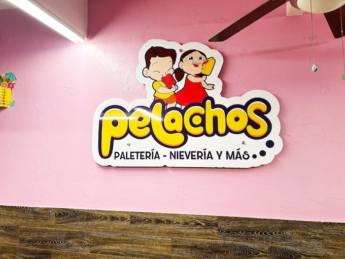 pelachos cnc sign